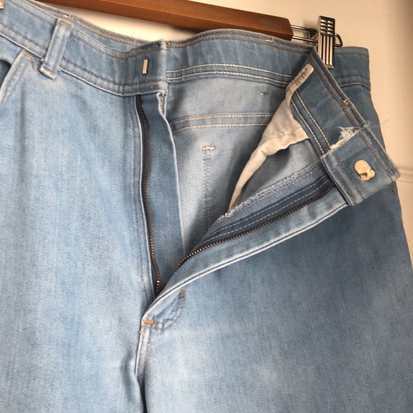 Used Wrangler mens jeans. - Picture 4 of 8